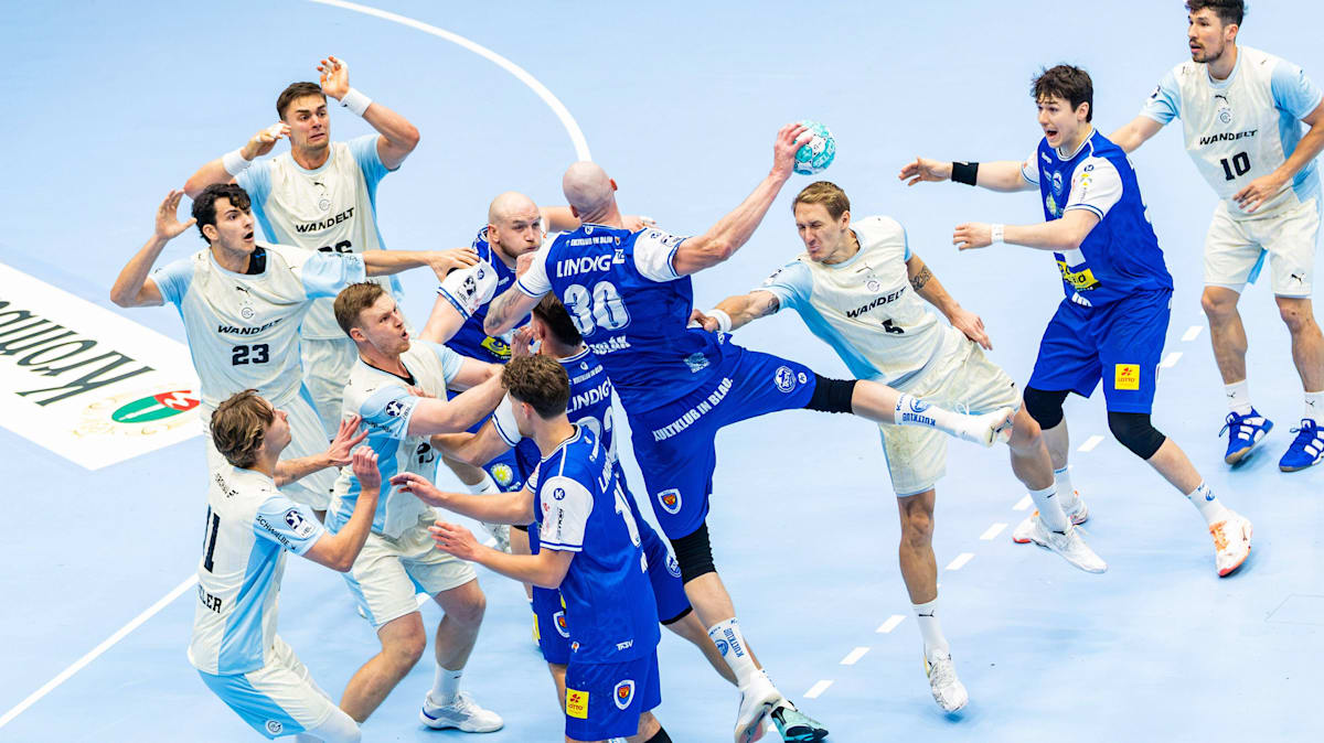 Handball: ThSV Eisenach celebrates after VfL Gummersbach's direct free ...