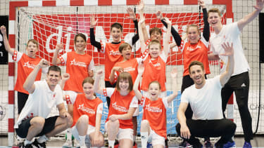 Learn Handball - Mannschaft mit Andy Schmid