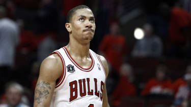 2011 wurde Derrick Rose im Trikot der Chicago Bulls MVP. Nur wenige Monate danach zog er sich die folgenschwere Knieverletzung zu, die seine restliche Karriere entscheidend verändern sollte.