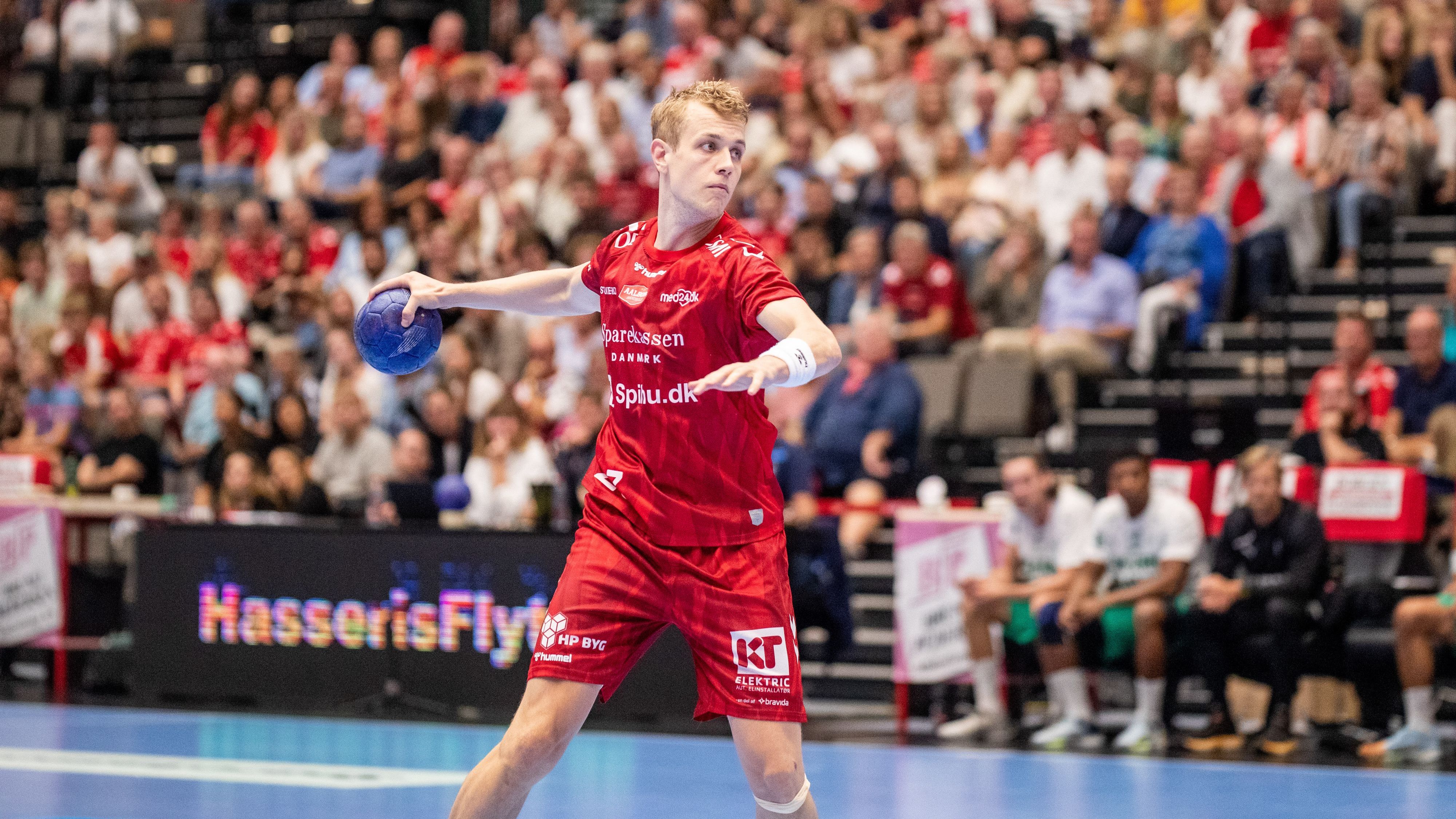 Håndbold hält Urgestein Buster Juul