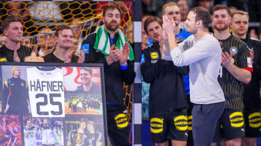 07.11.2024, Handball, EHF EURO Qualifiers, Deutschland - Schweiz, SAP Arena Mannheim: Verabschiedung Kai Häfner Baden-Württemberg Deutschland *** 07 11 2024, Handball, EHF EURO Qualifiers, Germany Switzerland, SAP Arena Mannheim Farewell Kai Häfner Baden Württemberg Germany
