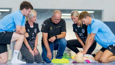 "Handball Herz" - Gemeinsam helfen, Leben zu retten!