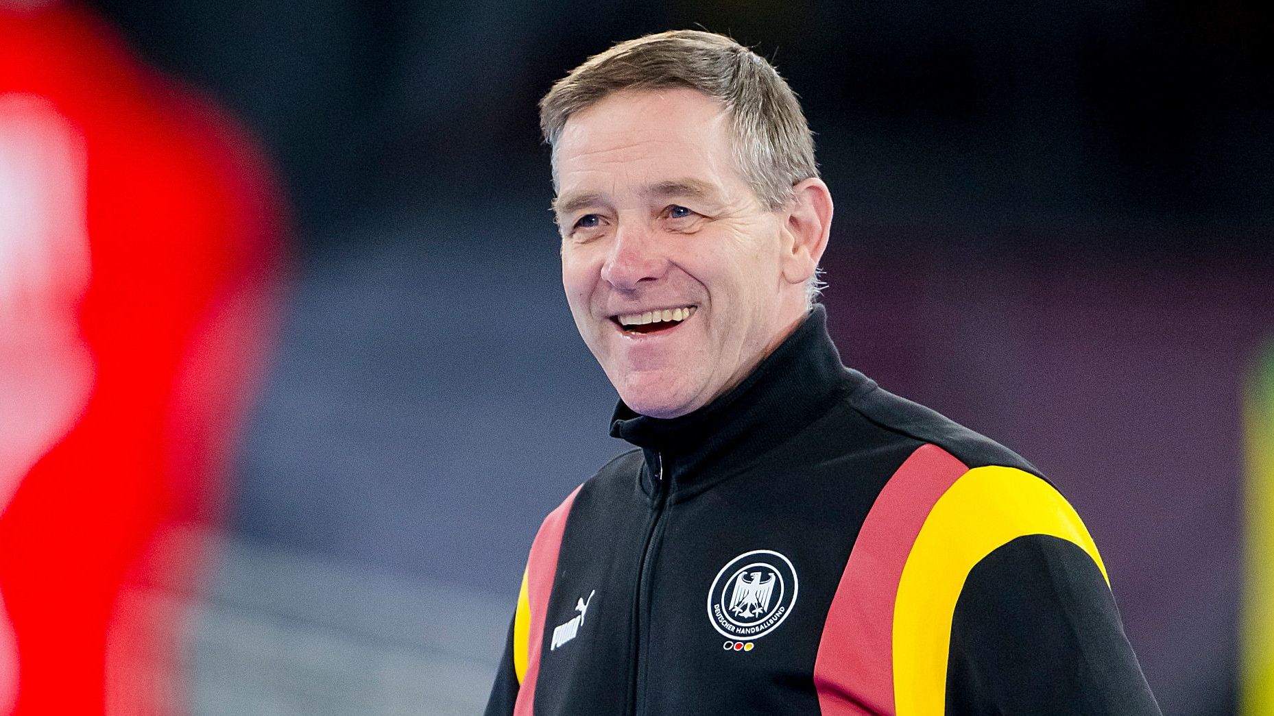 Deutschland oder Island Alfred Gislason gespannt welches Trikot die