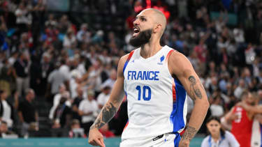 Evan Fournier hat einen Zweijahresvertrag bei Olympiakos unterschrieben.