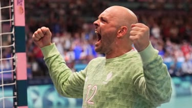 July 27 2024: Vincent Gerard (France) gestures during a Olympic Handball - Group A game, Denmark and France, at Paris South Arena, Paris, France. CSM Paris France - ZUMAc04_ 20240727_zma_c04_176 Copyright: xUlrikxPedersenx