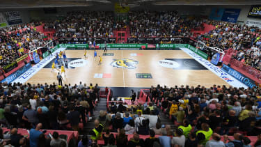 Basketball 2. Bundesliga 2022 2023 Playoff Halbfinale Spiel 3. Tigers Tuebingen - PS Karlsruhe Lions 23.05.2023 Mit 3132 Zuschauern ausverkaufte Paul Horn Arena, Innenansicht. *** Basketball 2 Bundesliga 2022 2023 Playoff Semifinals Game 3 Tigers Tuebingen PS Karlsruhe Lions 23 05 2023 Paul Horn Arena sold out with 3132 spectators, interior view