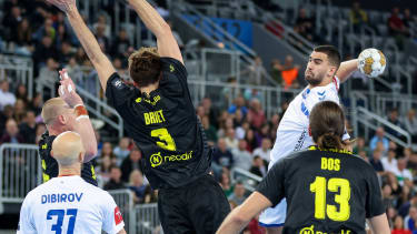 HC Zagreb v HBC Nantes - EHF Champions League Milos Kos of HC Zagreb shoots during the EHF Champions League group B round 9 match between HC Zagreb and HBC Nantes at Arena Zagreb on November 27, 2024 in Zagreb, Croatia. PUBLICATIONxNOTxINxFRAxCROxBIHxSRBxMNExSLO MatijaxHabljak PIXSELL
