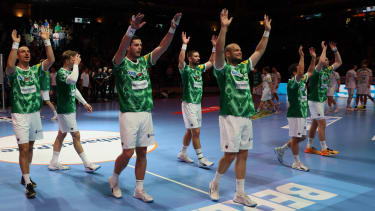 GER HBL Saison 2024 2025 FÜCHSE Berlin vs SC DHfK Leipzig, 15.09.24, Max-Schmeling-Halle, Berlin, Dank an die Fans, Team FÜCHSE Berlin, nach dem Abpfiff *** GER HBL season 2024 2025 FÜCHSE Berlin vs SC DHfK Leipzig, 15 09 24, Max Schmeling Halle, Berlin, Thanks to the fans, Team FÜCHSE Berlin, after the final whistle