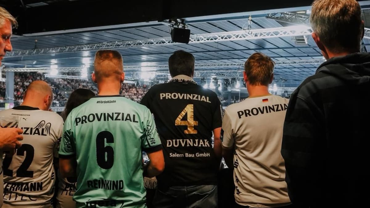 Who actually loves THW? On the trail in the North Derby | handball-world
