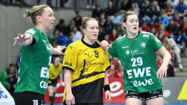 von links: Lena Feiniler (VfL), Lisa Antl (BVB) und Paulina Golla (VfL)