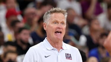 LILLE, FRANCE - JULY 28: Steve Kerr head coach of United States during the Men's Basketball Group Phase - Group C game between Serbia and the United States on day two of the Olympic Games Paris 2024 at Stade Pierre Mauroy on July 28, 2024 in Lille, France.   

Olympische Sommer Spiele in Paris 2024 
Olympic Summer Games in Paris 2024
Copyright by : sampics Photographie