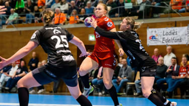 Isabelle Andersson SG BBM Bietigheim im Spiel gegen HSG Bad Wildungen Vipers