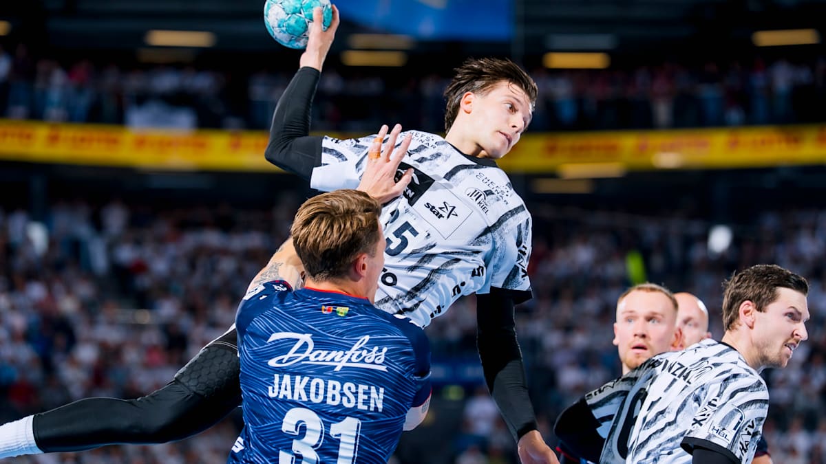 Handball Madness with Video Review in the THW Kiel vs. SG ...