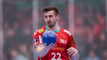 13.12.2023, Handball, Saison 2023/2024, DHB-Pokal, HBL, Liqui Moly HBL, 4. Spieltag, TUSEM Essen - Rhein-Neckar Löwen, Dennis Szczesny (TuSEM Essen), 

Foto: Dennis Ewert/RHR-FOTO