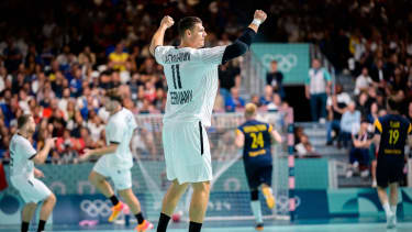 Paris, Frankreich: Handball Herren - Vorrunde Gruppe A - Deutschland - Schweden Sebastian Heymann (Deutschland) Jubel Freude Emotion Paris South Paris Arena 6 Frankreich *** Paris, France Handball Men Preliminary Round Group A Germany Sweden Sebastian Heymann Germany Cheers Joy Emotion Paris South Paris Arena 6 France