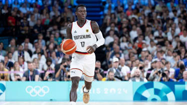 Dennis Schröder wurde ins All-Tournament First Team gewählt.