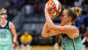 Leonie Fiebich erzielte 16 Punkte im Spiel gegen Satou Sabally heute Nacht.