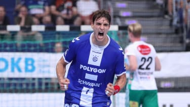 05.09.2024, xgox, Handball, Daikin HBL, TSV Hannover Burgdorf - VfL Gummersbach v.l. Julian Koester (Köster, Gummersbach, 7) Jubel, Torjubel, jubelt ueber das Tor, celebrate the goal, celebration Hannover *** 05 09 2024, xgox, Handball, Daikin HBL, TSV Hannover Burgdorf VfL Gummersbach v l Julian Koester Köster, Gummersbach, 7 cheers, goal celebration, celebrate the goal, celebration Hannover