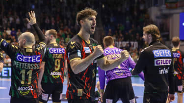 05.03.2025, xgox, Handball, EHF Champions League - SC Magdeburg - Pick Szeged v.l. Antonio Serradilla Cuenca (Magdeburg, 15) Jubel ueber den Sieg, Jubel nach Spielende Magdeburg *** 05 03 2025, xgox, Handball, EHF Champions League SC Magdeburg Pick Szeged v l Antonio Serradilla Cuenca Magdeburg, 15 Cheering for the win, cheering after the end of the game Magdeburg