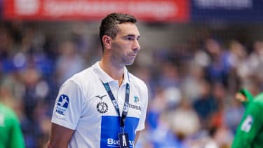 Filip Mirkulovski (HSG Wetzlar, Co-Trainer) 

GER, TBV Lemgo Lippe vs. HSG Wetzlar, Handball, 1. Bundesliga, 3. Spieltag, Spielzeit 2024/2025, 19.09.2024

Foto: Eibner-Pressefoto / Jan Rollinger